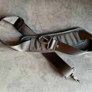 Tom Bihn standard shoulder strap